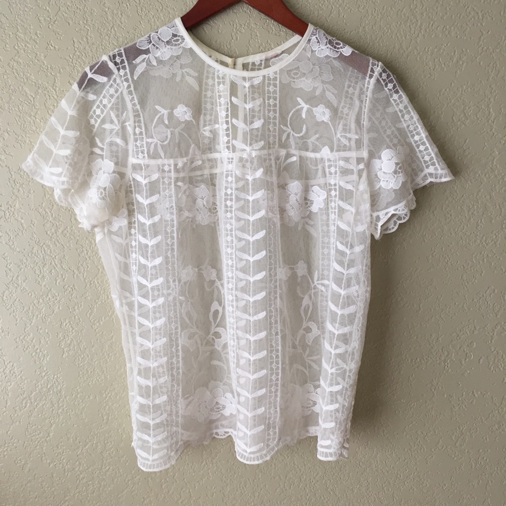 Sheer White Lace Floral Top T-Shirt Button Back
